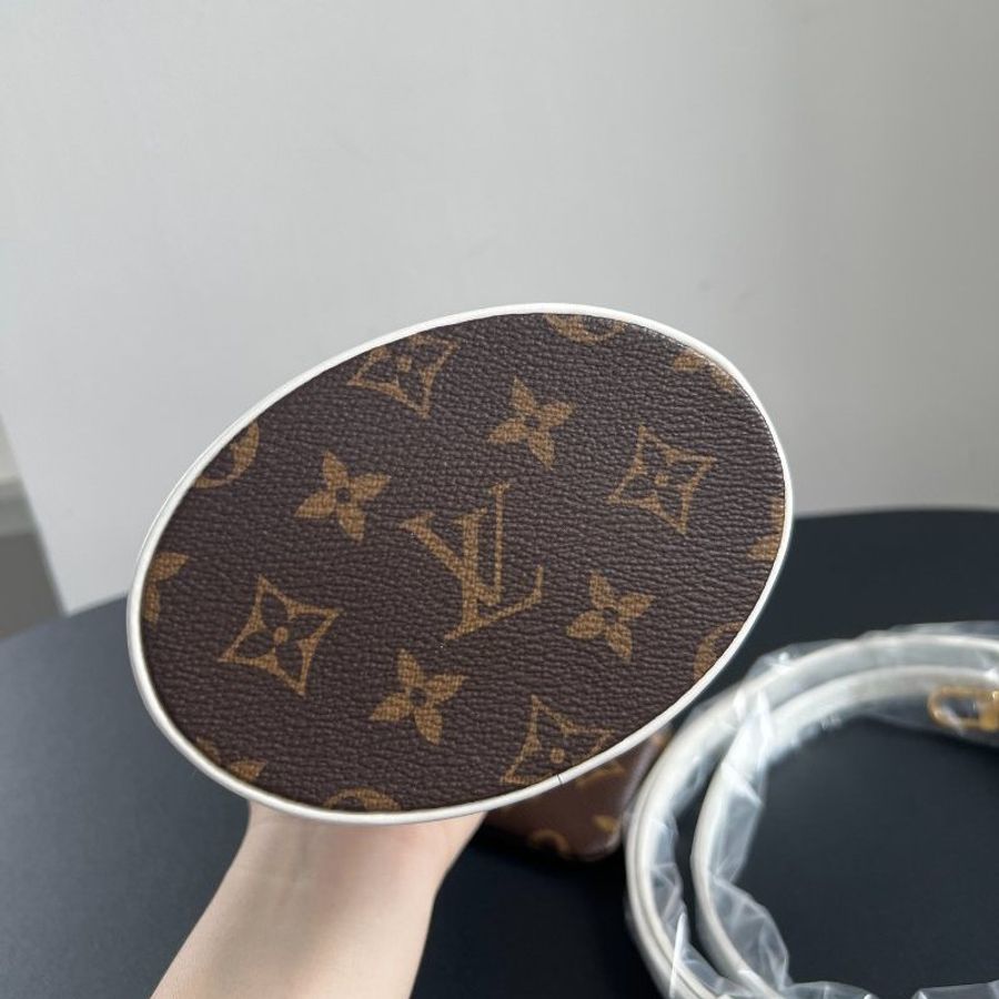 路易威登/Louis Vuitton Nano Bucket白邊老花水桶包-4