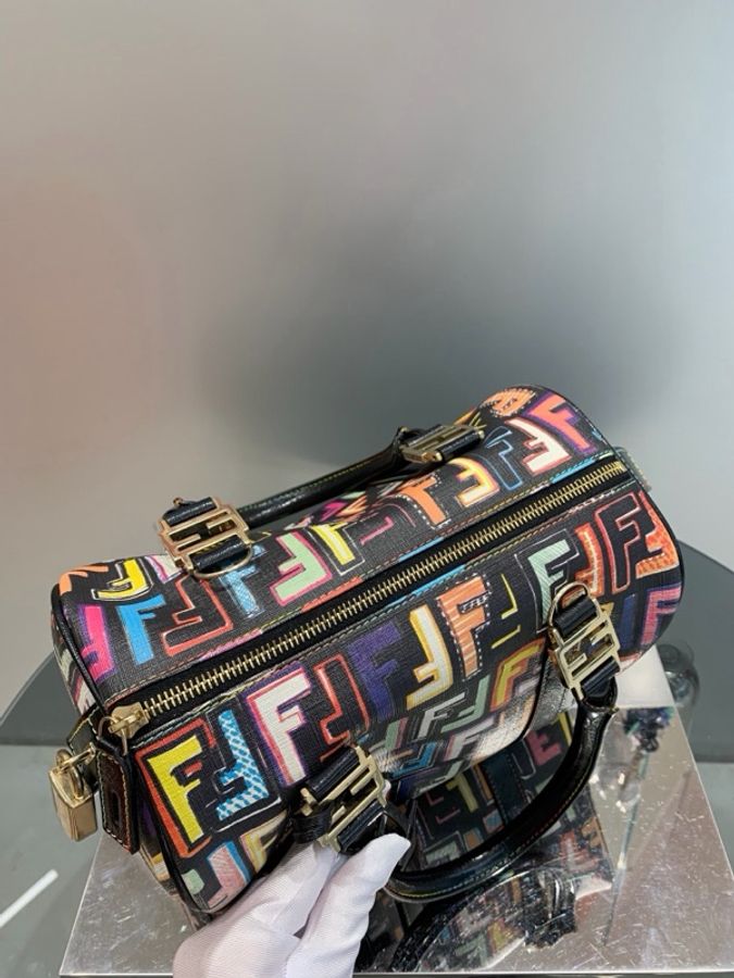 Fendi芬迪限量款彩色FF老花波士顿-2