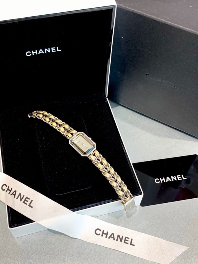 Chanel香奈儿 限量款香槟色方糖手表-3