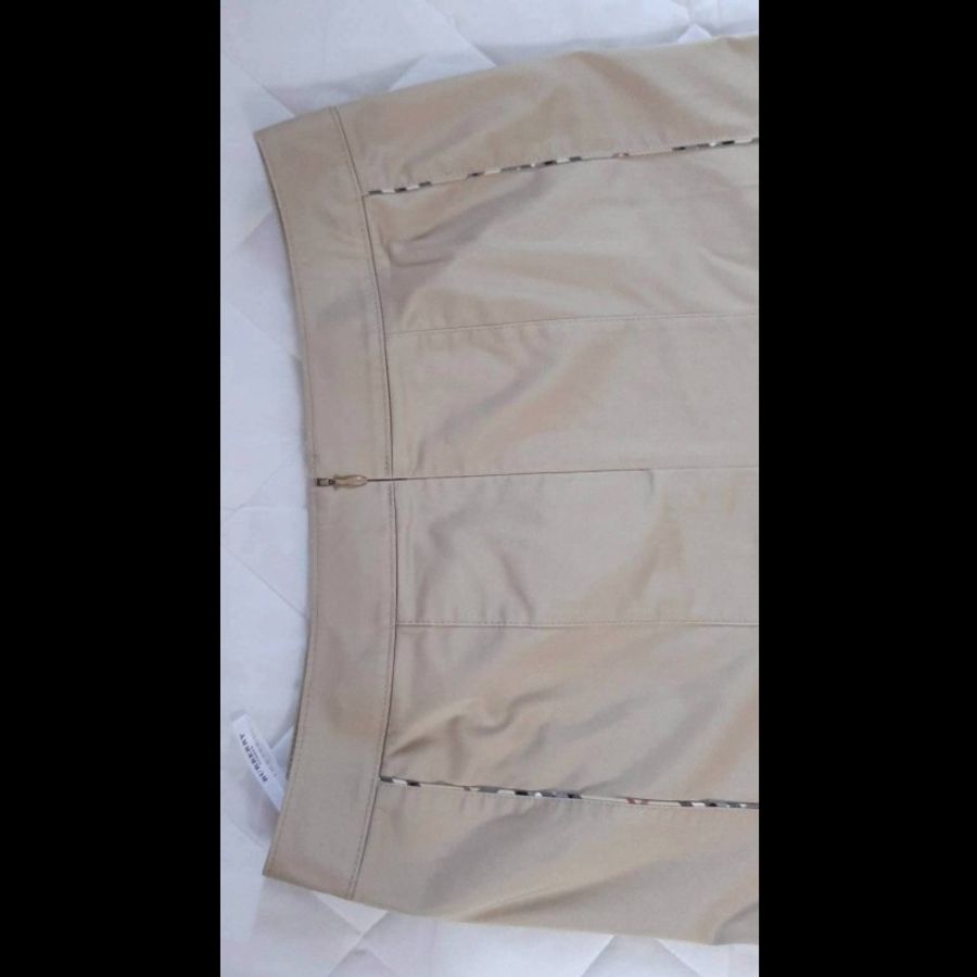 BURBERRY 博柏利 LONDON 女卡其內裏及膝魚尾裙46號-3