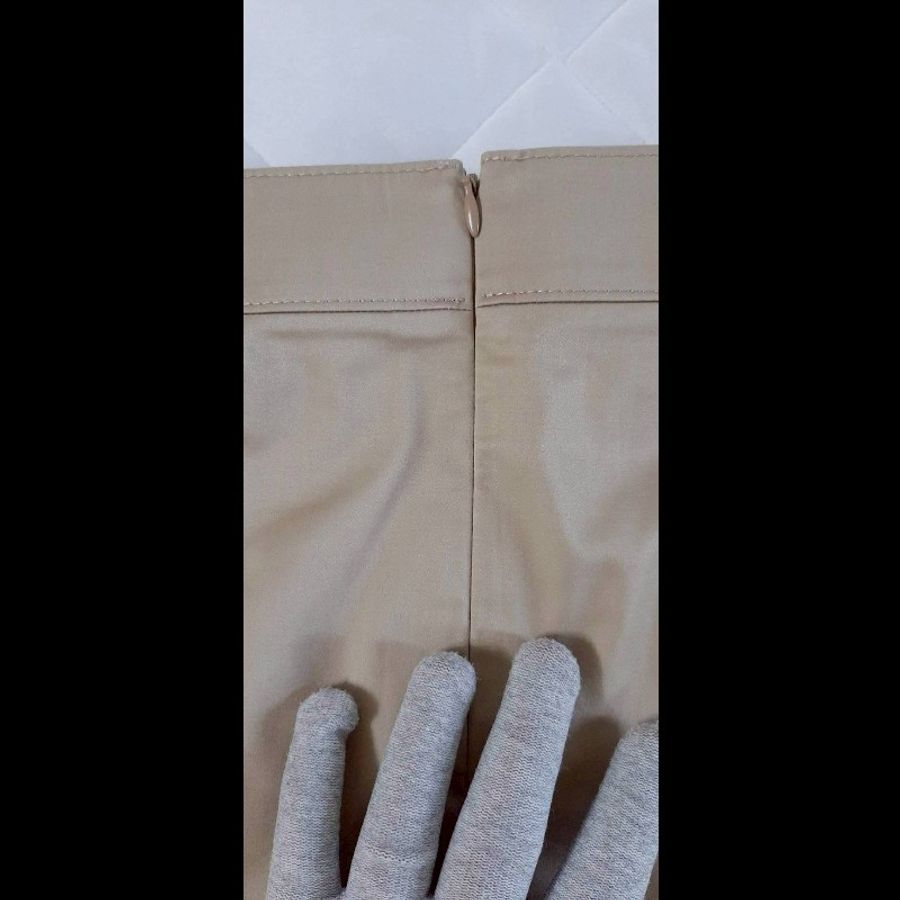 BURBERRY 博柏利 LONDON 女卡其內裏及膝魚尾裙46號-6