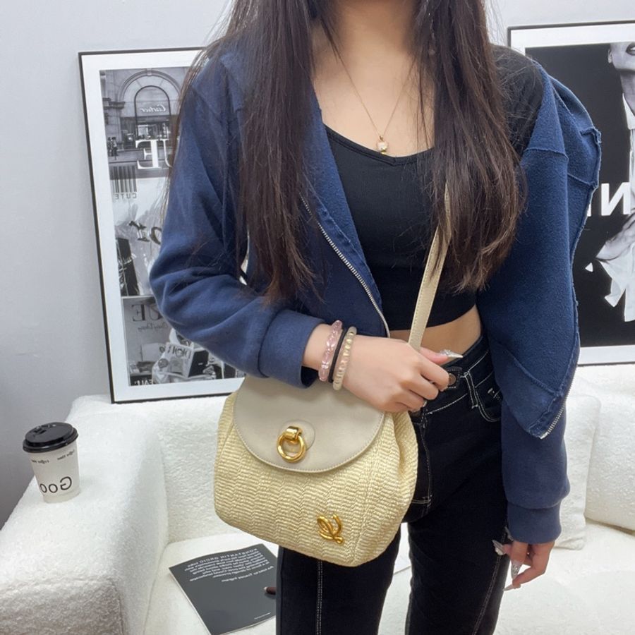 【赫蒂國際精品】Loewe 編織拼色斜背包 vintage 二手 中古-3