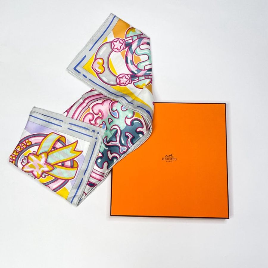 HERMES Candy Libris 70方巾-8