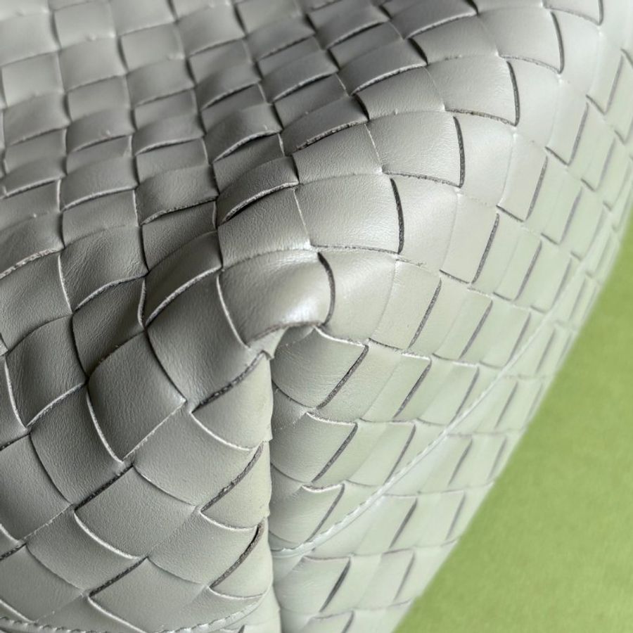 中性款' 男女皆可 ::Bottega Veneta:: Small Intrecciato North-South Tote 石灰岩綠色編織托特包 肩背包 筆電包-19