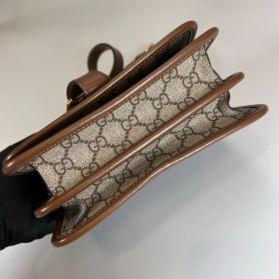 GUCCI 671620 老花掀蓋郵差包-4