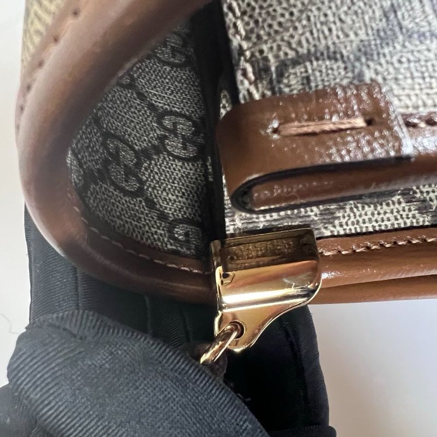 GUCCI 671620 老花掀蓋郵差包-11