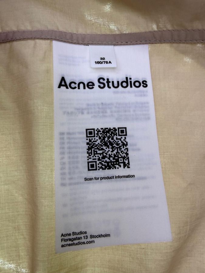 這是一件 Acne Studios 的無袖襯衫-4