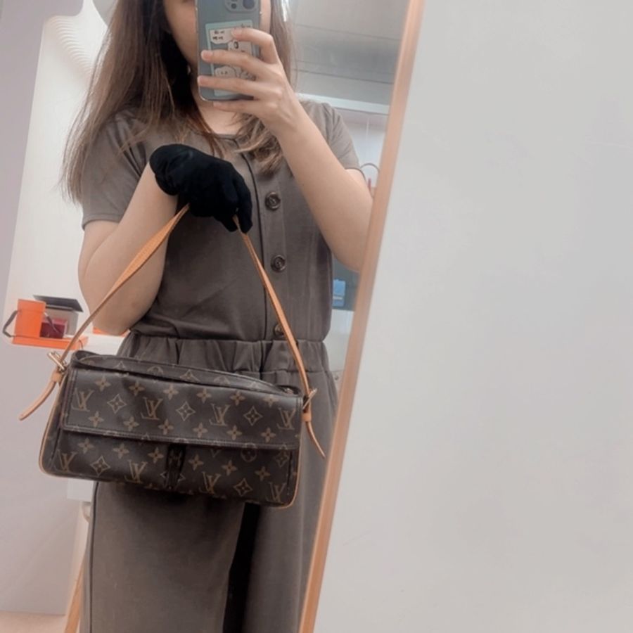 Lv viva cite MM 老花肩背包/腋下包-7