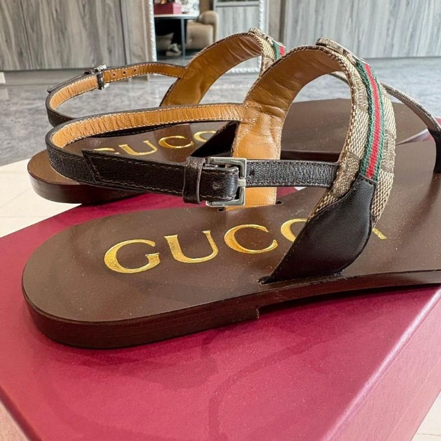 GUCCI 女士互扣式G型網狀涼鞋(35-40號 可訂購)-4