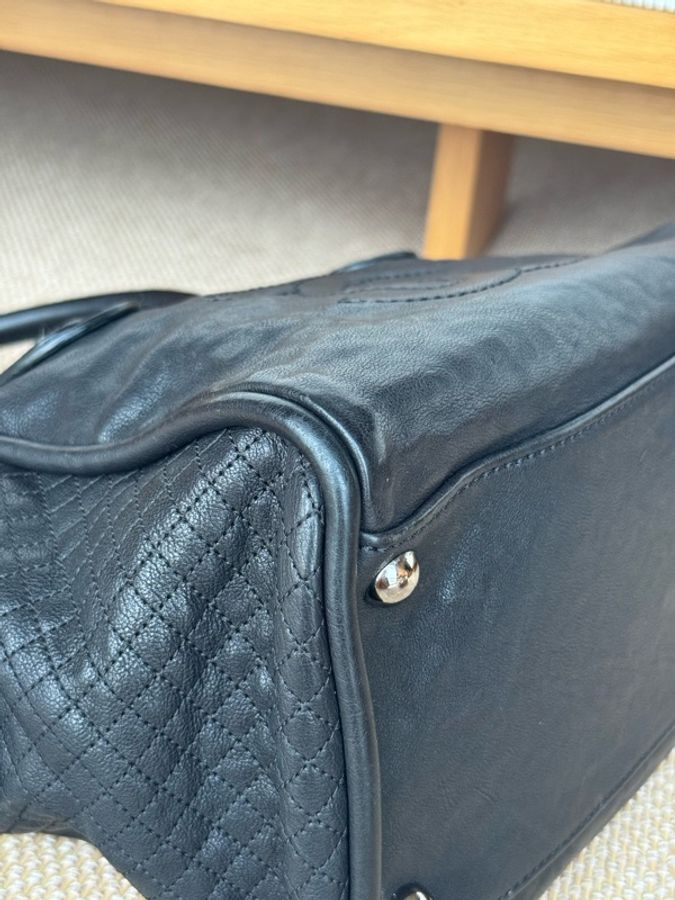 Chanel 31 Rue Cambon Bowling bag-8
