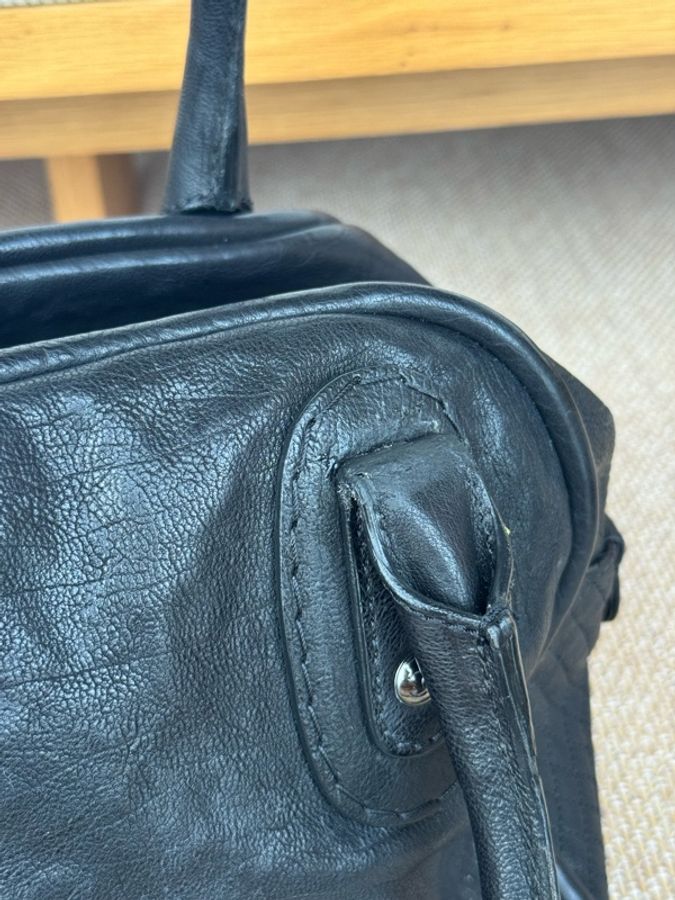 Chanel 31 Rue Cambon Bowling bag-15