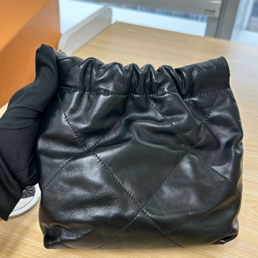 Chanel香奈兒22 Bag Mini-2