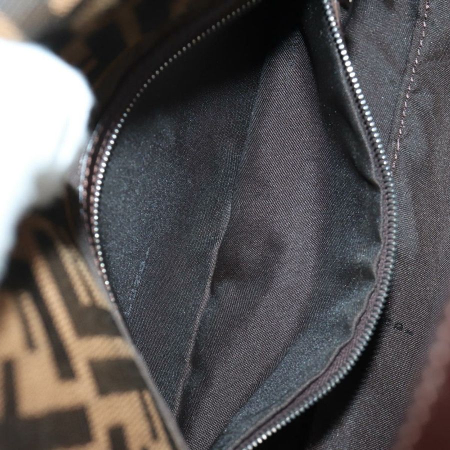 【日本直送】FENDI Zucca帆布Mamma Baguette單肩包 黑色棕色 正品 189121SV-25