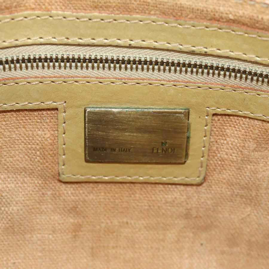 【日本直送】FENDI Zucca帆布Mamma Baguette單肩包，金色皮革款，正品編號189267SAM-23