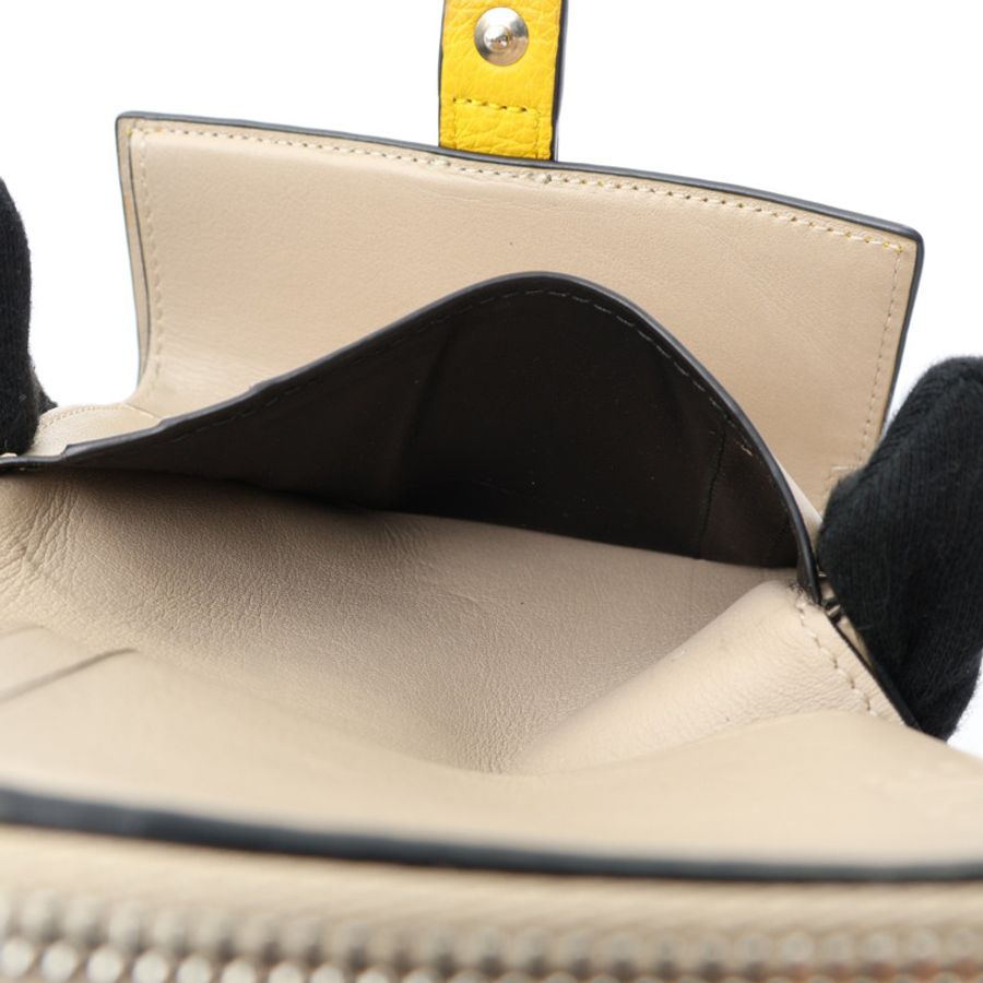 Trifold 扣式 短夾 黃色牛皮【LOEWE 羅威】 C660TR2X01-5