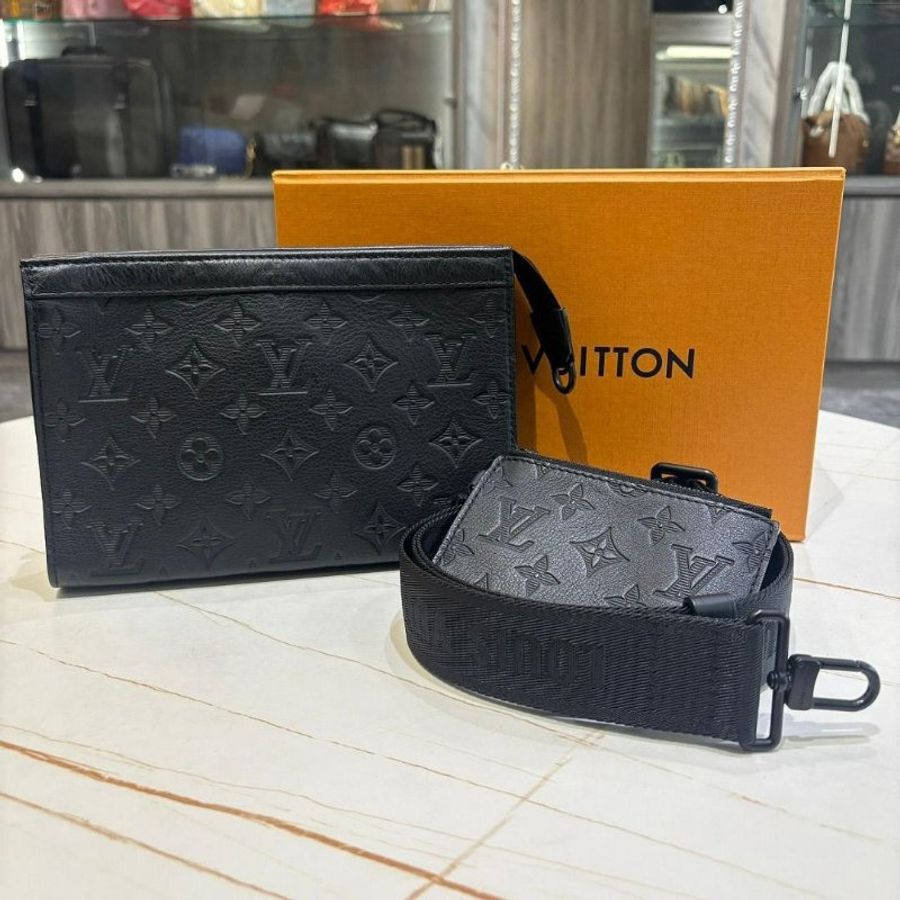 LV M81115 Gaston 牛皮壓紋隨身斜揹包-0