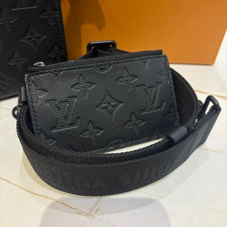 LV M81115 Gaston 牛皮壓紋隨身斜揹包-5