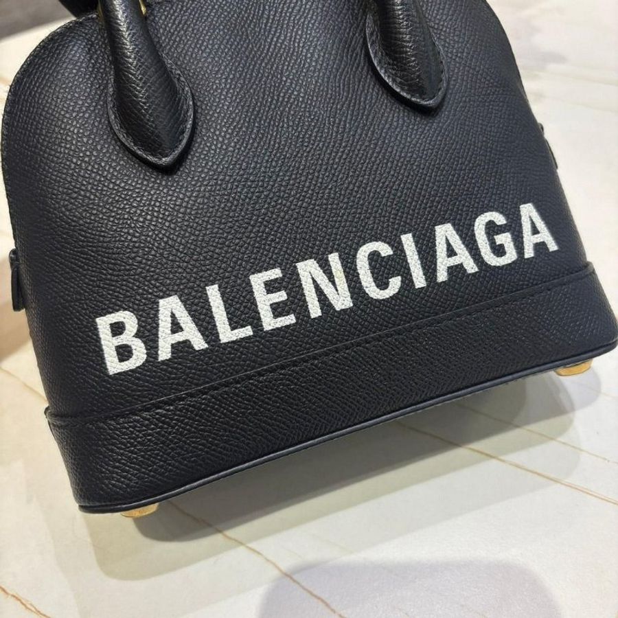 BALENCIAGA XXS 壓紋小牛皮手提/斜背貝殼包(黑色)-2