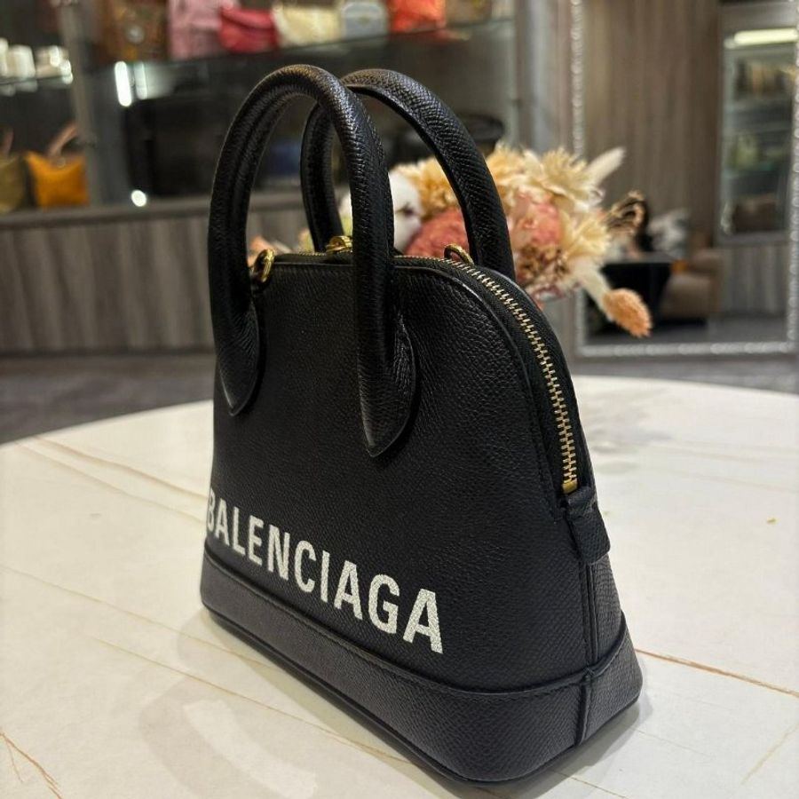 BALENCIAGA XXS 壓紋小牛皮手提/斜背貝殼包(黑色)-3