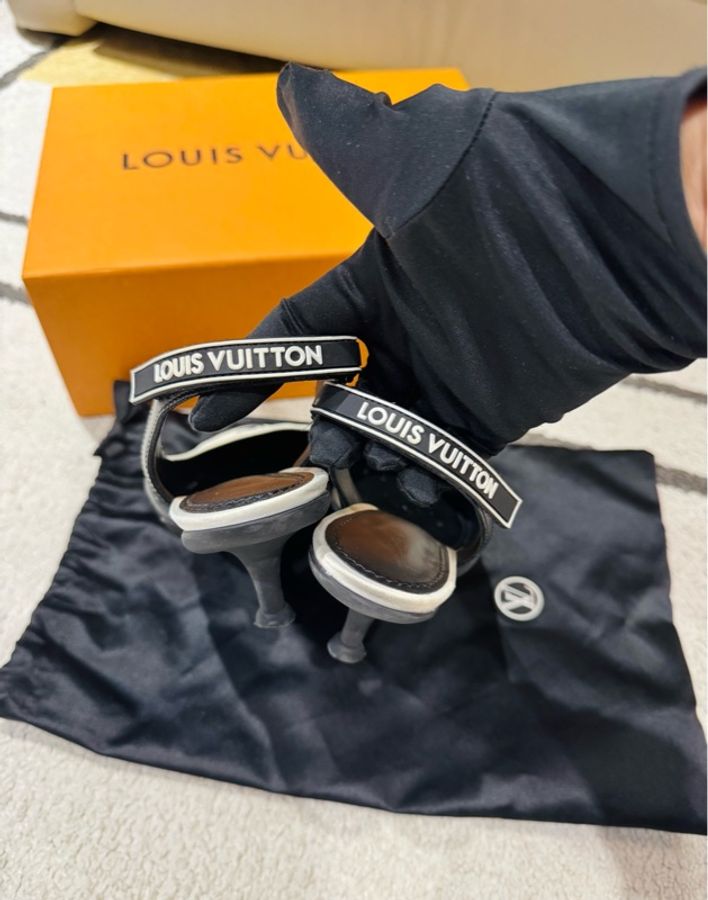 LV 路易威登 運動風淑女跟鞋/38號/黑白款/二手美品-2