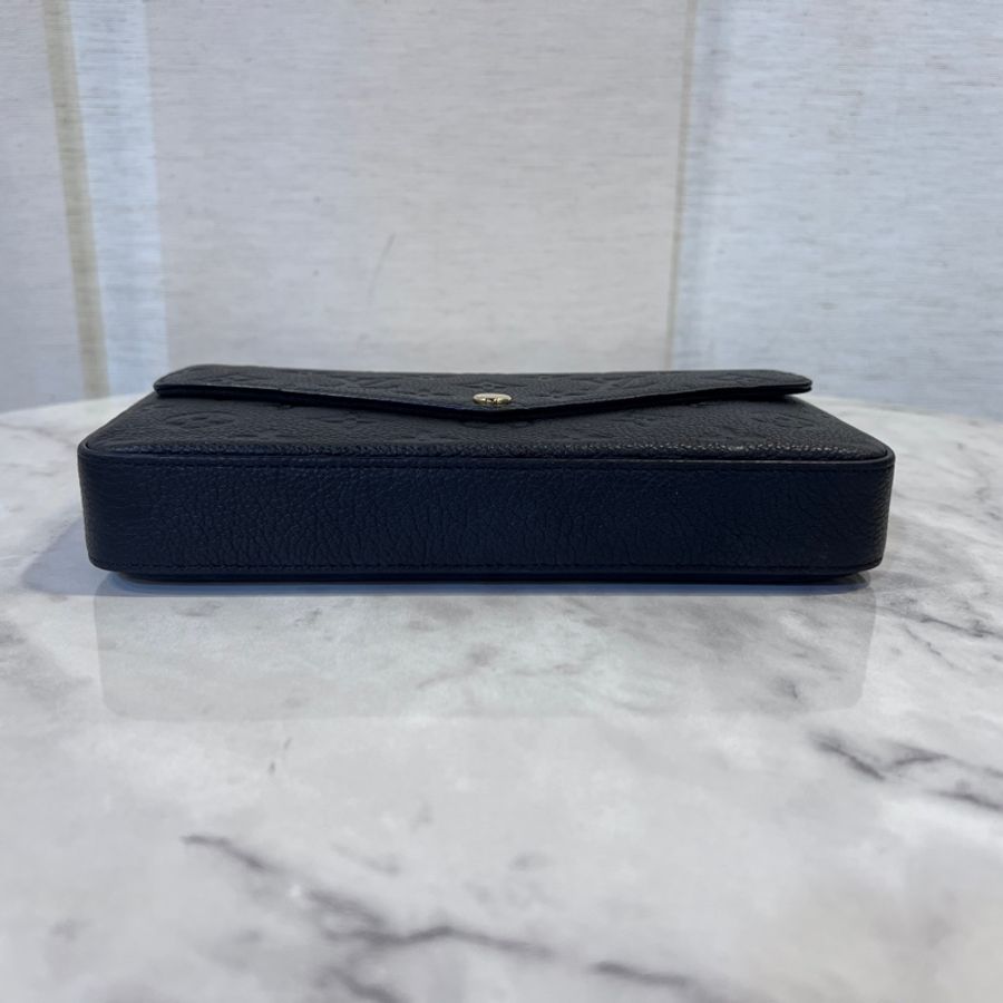 LV黑牛皮壓紋金釦Felicie Pochette三合一鏈包-1