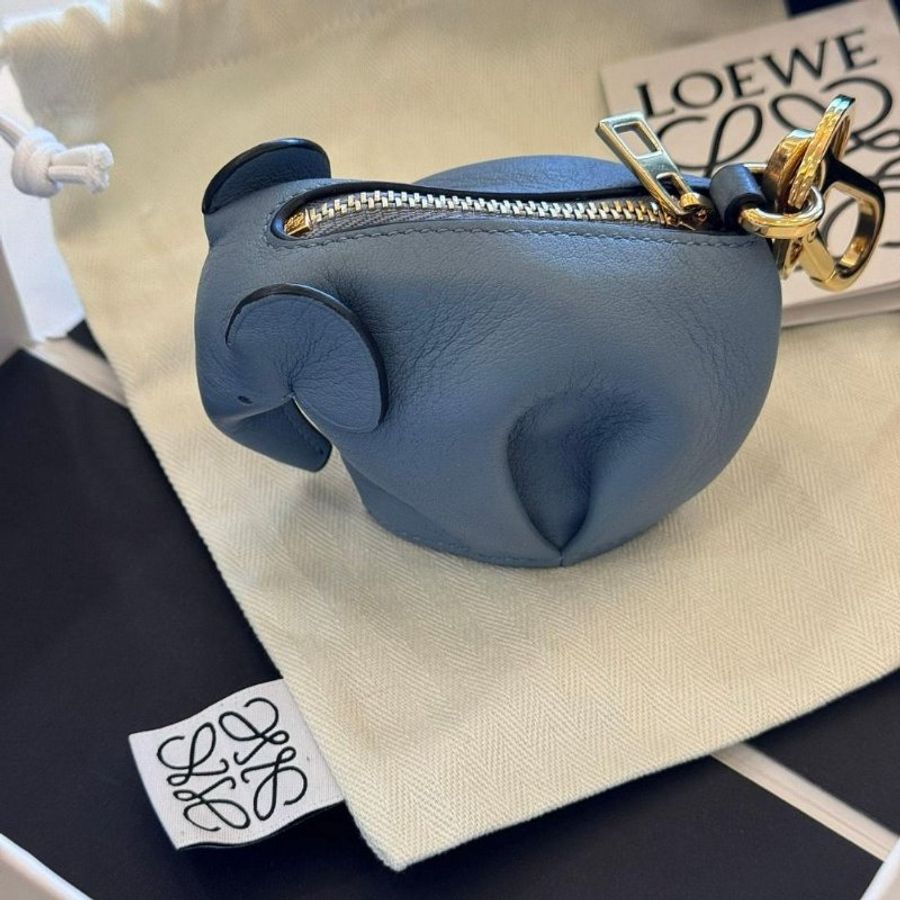 LOEWE 藍色皮革大象 吊飾零錢包-4