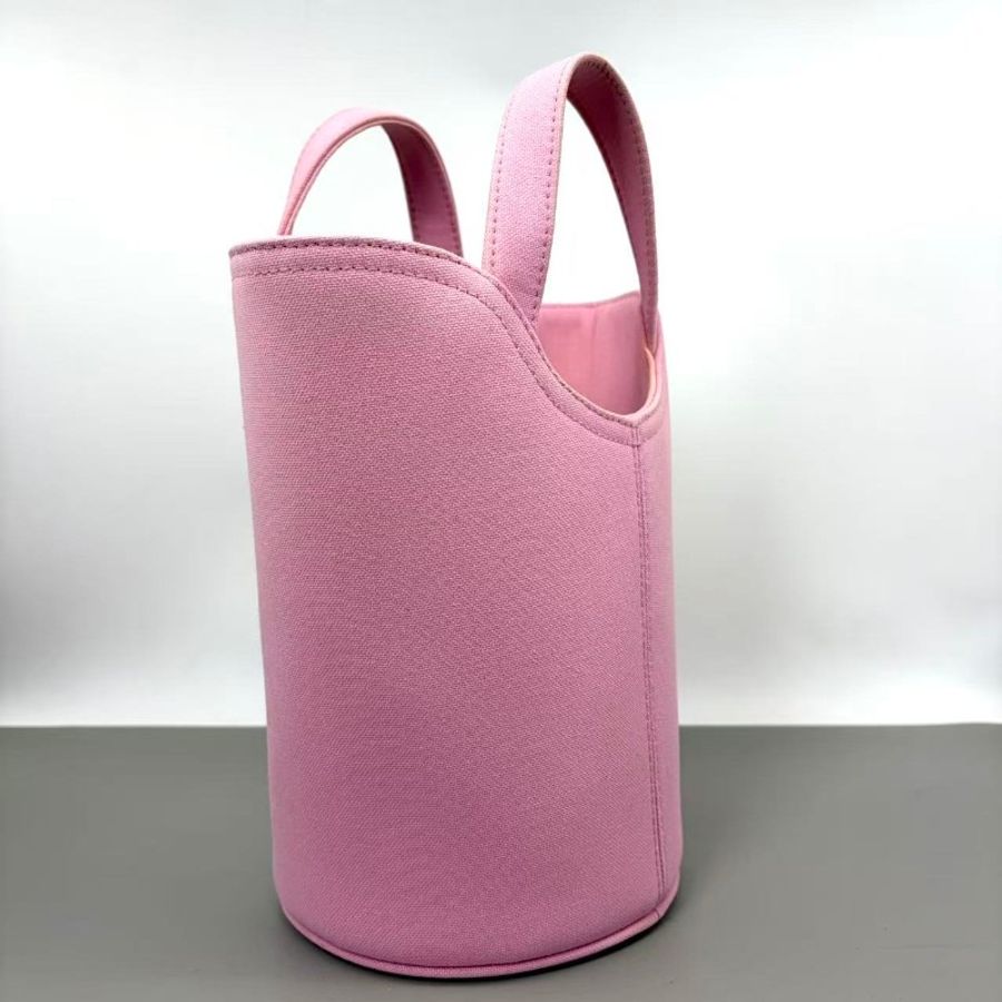 BALENCIAGA 巴黎世家 櫻花粉帆布圓形水桶包,兼具手提、斜揹、托特多種背法,櫻花粉小號-4
