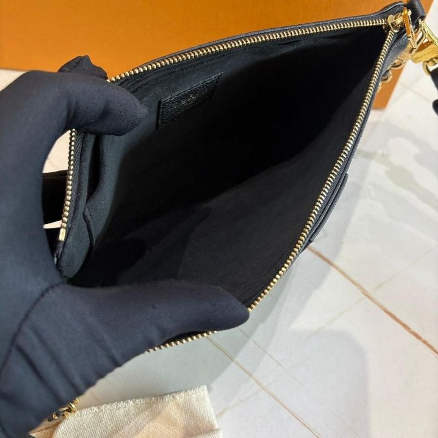 LV M80399 Multi Pochette Accessoires壓花牛皮斜背袋-7