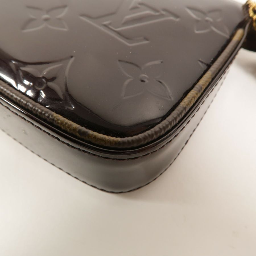 LOUIS VUITTON Monogram Vernis Mini Pochette Accessoires手拿包-8