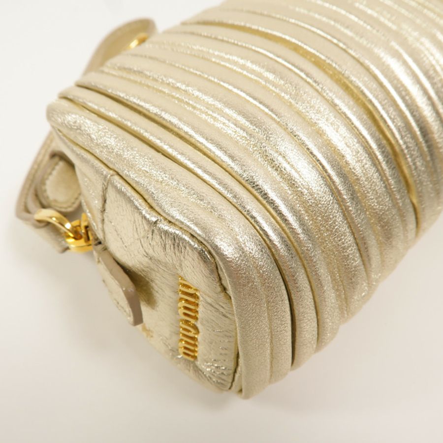 Miu Miu Pleated Leather皮革Metallic Nappa Plisse Long Clutch手拿包-10