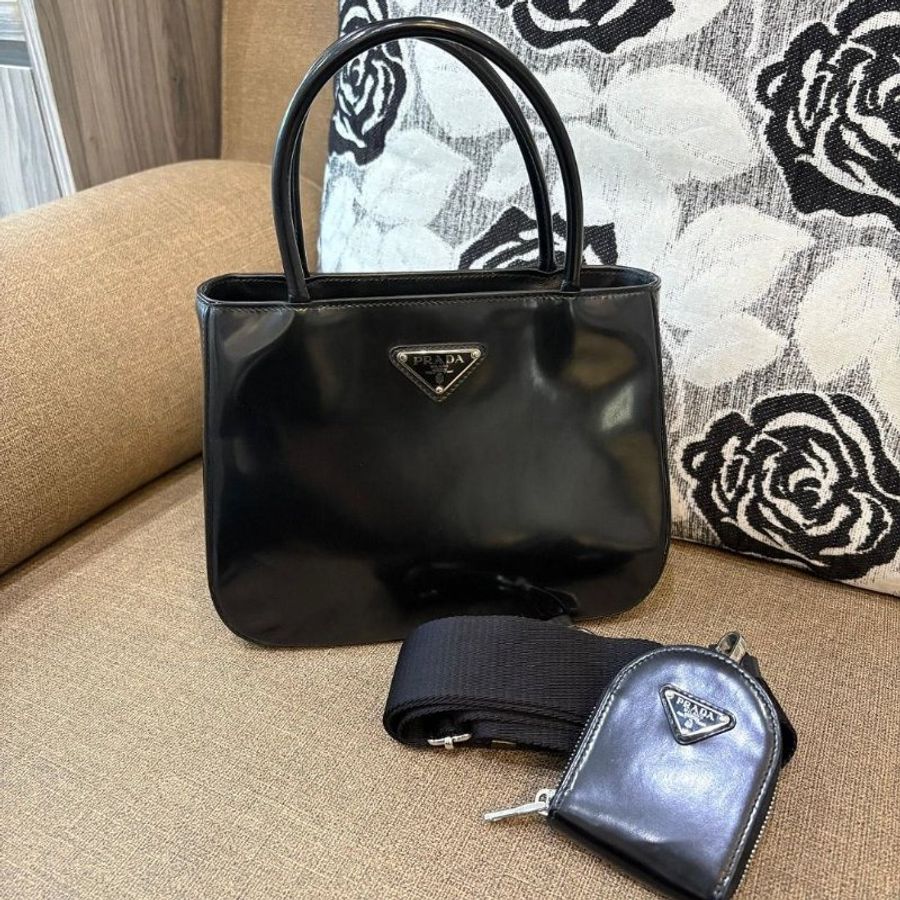 PRADA 三角標誌亮面皮革二合一手提包-0