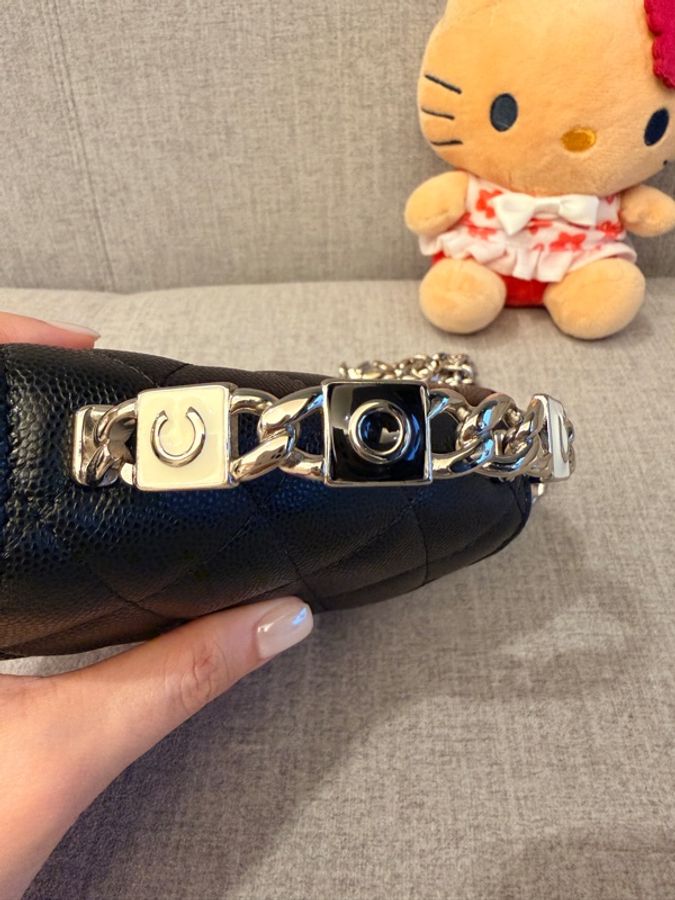 CHANEL 黑銀鏈包-8