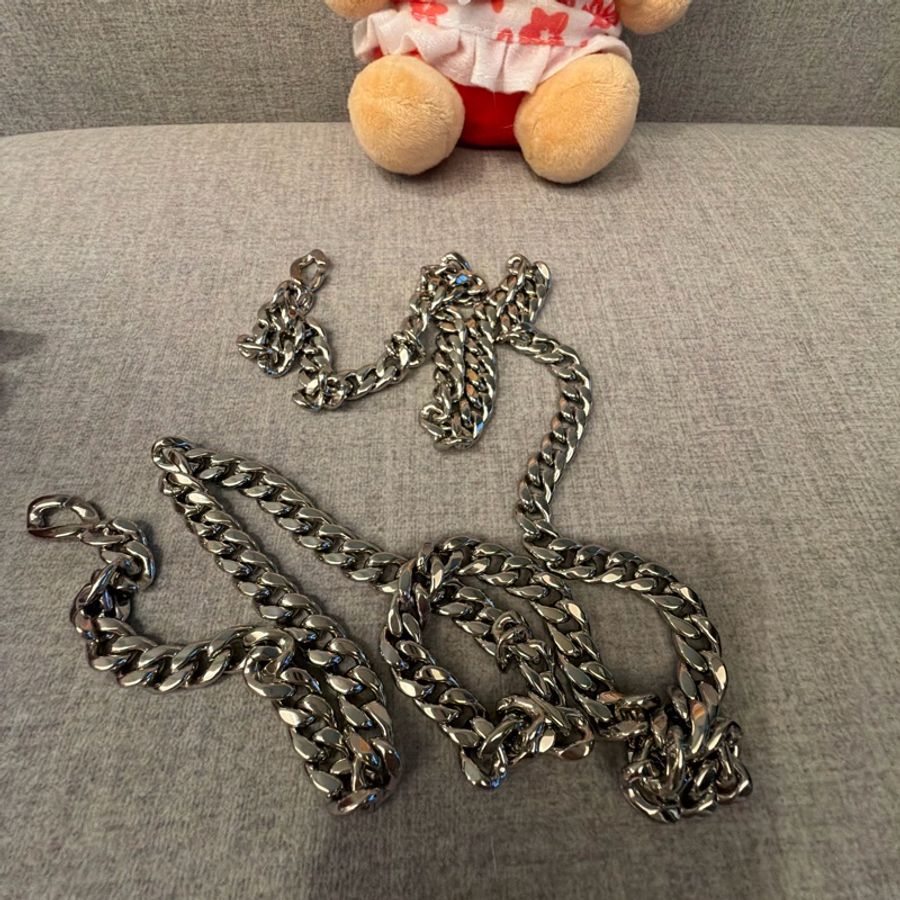 CHANEL 黑銀鏈包-17