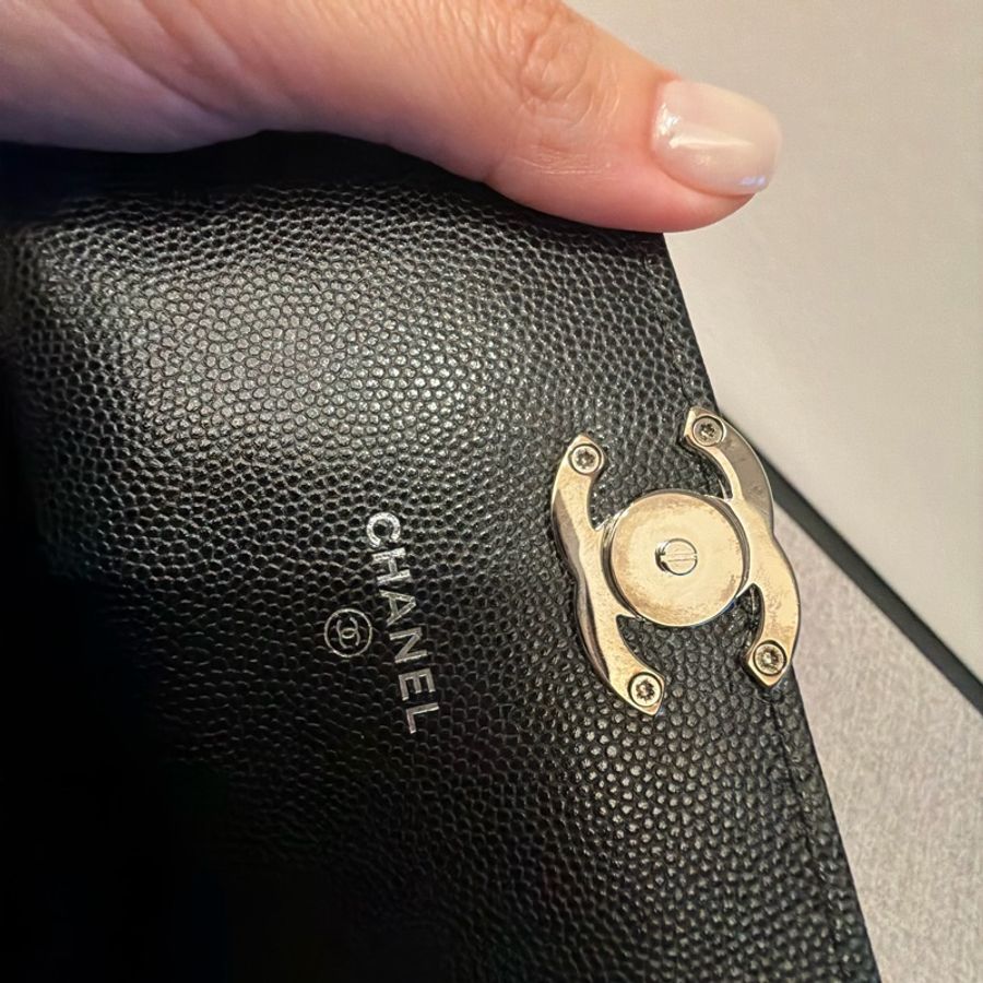 CHANEL 黑銀鏈包-21