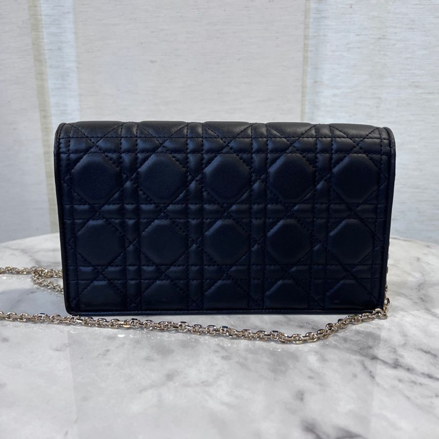 Dior黑羊皮金釦騰格紋Lady Dior Pouch斜背鏈包-1