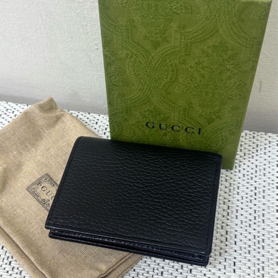 Gucci全黑皮短夾-1