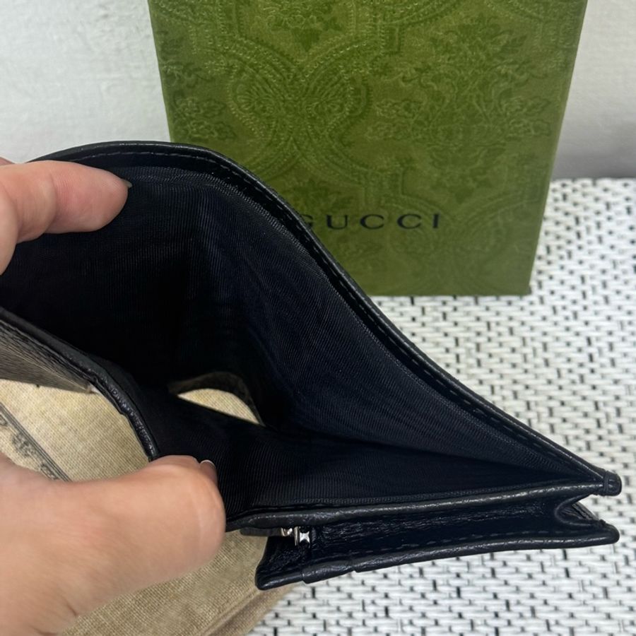 Gucci全黑皮短夾-6