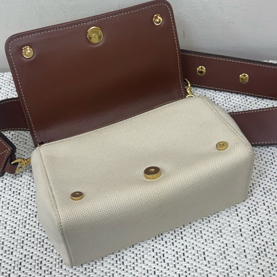 BURBERRY經典帆布拼咖小信封包-12