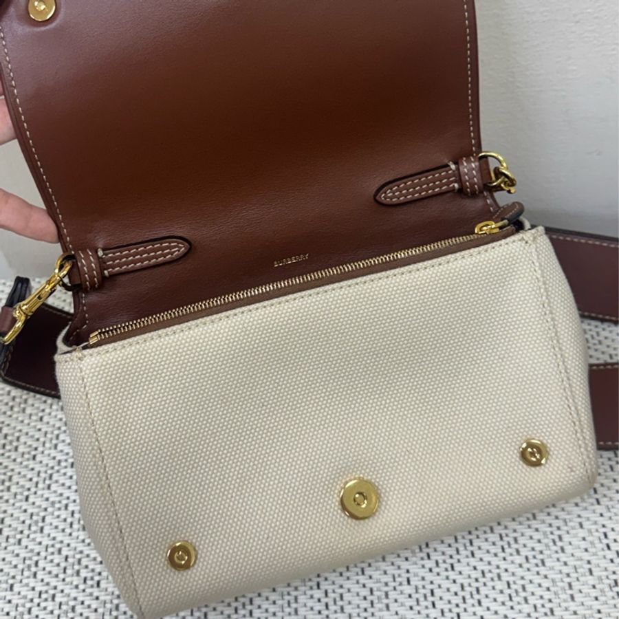 BURBERRY經典帆布拼咖小信封包-13