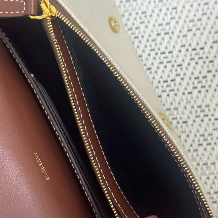 BURBERRY經典帆布拼咖小信封包-15