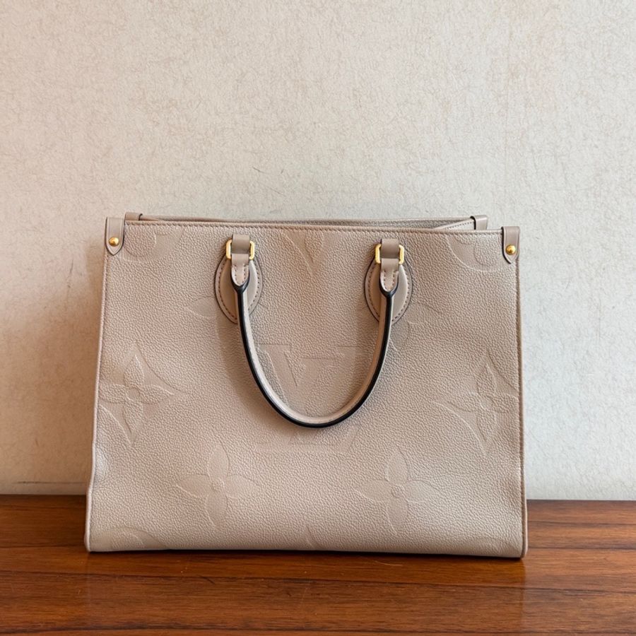 LV 大象灰onthego中號，M45607，芯片，邊角有補色-0