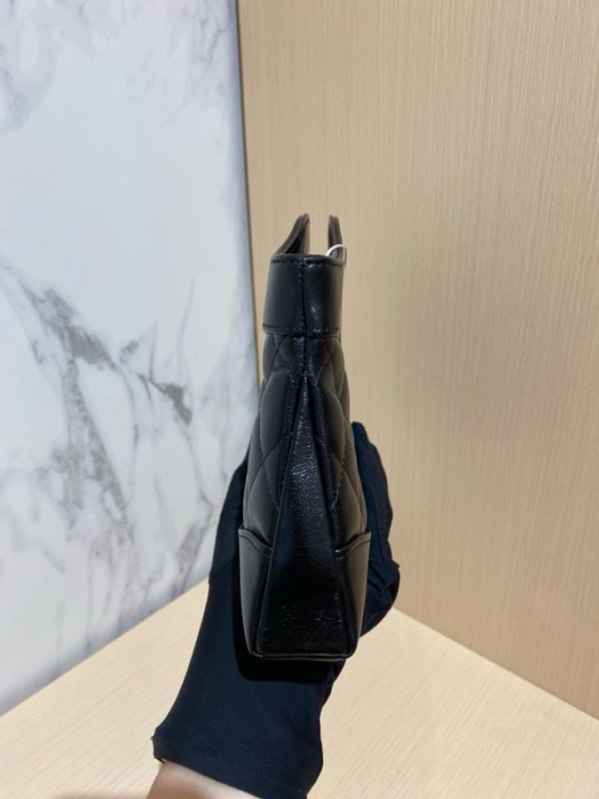 CHANEL香奈兒黑色油蠟皮31bag nano手提單肩鏈條包 尺寸:20*17*3.5-2