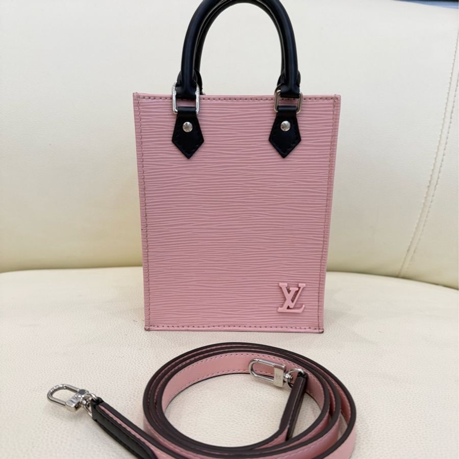 Lv mini 琴譜 芭蕾粉 水波紋牛  斜挎包-0