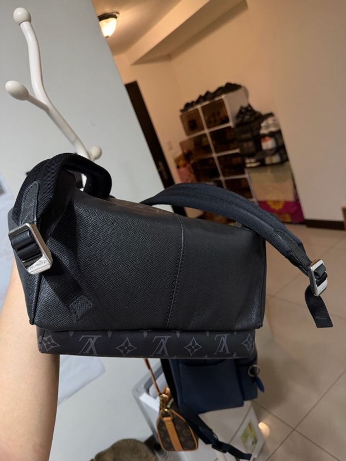 Louis Vuitton Discovery 後背包 黑色 M31033-6