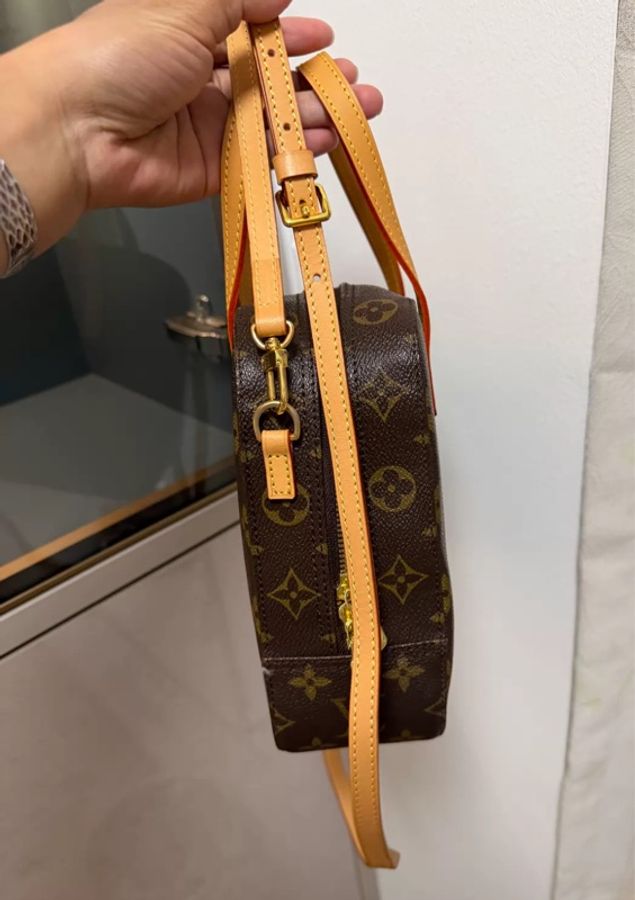 【一包三用‼️不容錯過🤩】LV 中古豆腐包|飯盒子|斜背|手提 兩用包-8