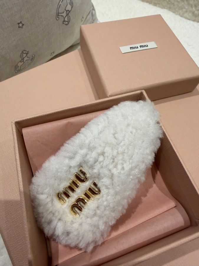 Miumiu毛茸茸髮夾🐑-2
