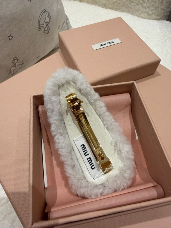 Miumiu毛茸茸髮夾🐑-3