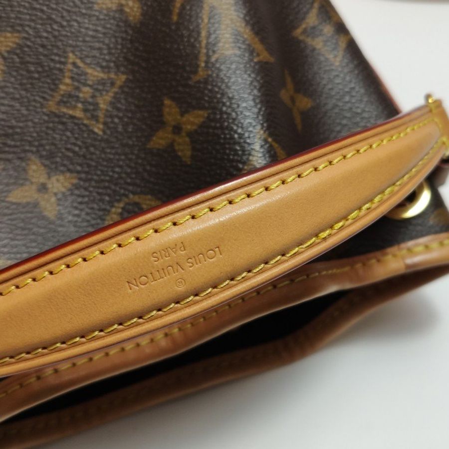 Louis Vuitton (LV) NOENano植鞣革Monogram印花抽繩斜挎包肩背包晶片款-19