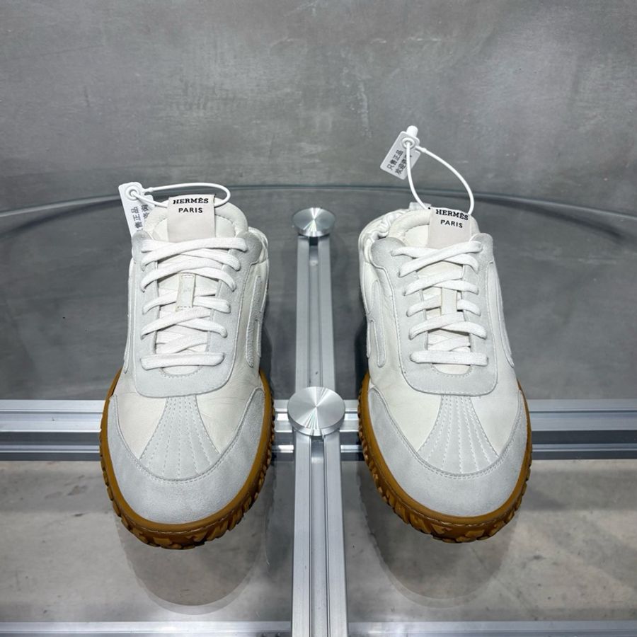 HERMES/愛馬仕 白色麂皮 德訓鞋 尺碼/41.5碼-3