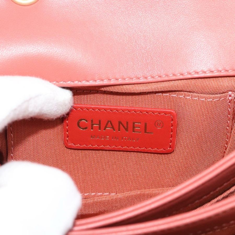 【日本直送】香奈兒 (CHANEL) 絎縫鏈條單肩包,羊皮材質,粉紅金色雙C標誌,正品編號 190185SAM-18
